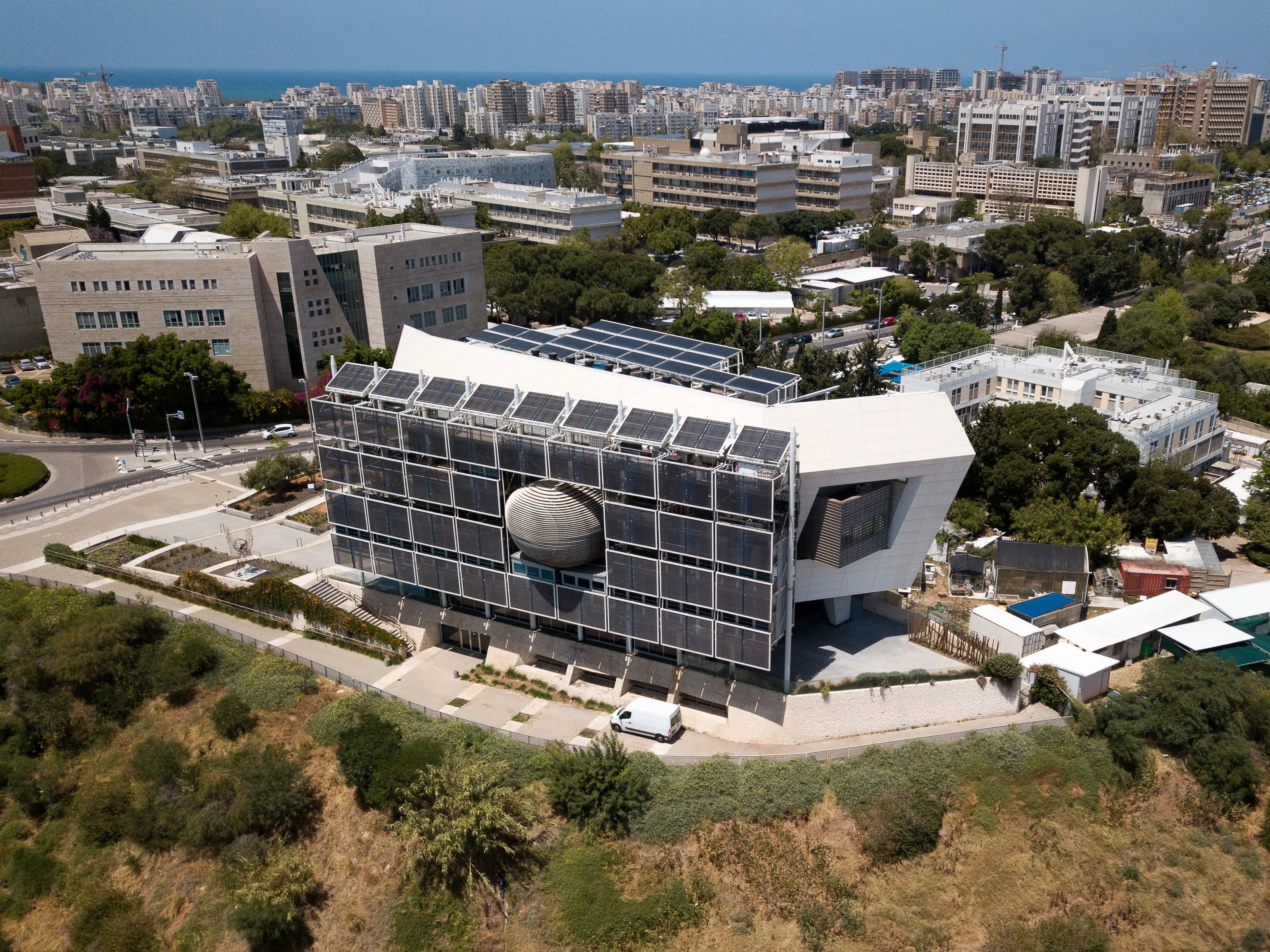 Das moderne Universitätsgebäude der Tel Aviv University