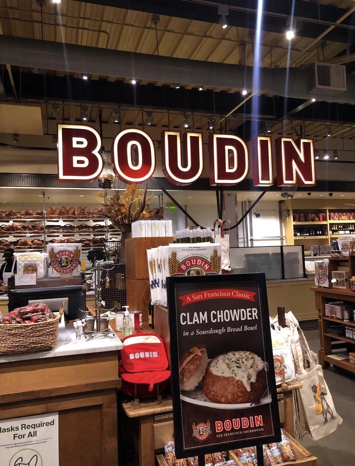 Ein Indoor Café der California State University, Long Beach